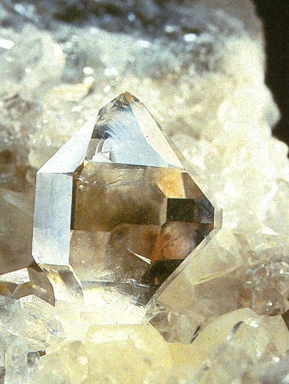 krystal kemen v typickm vvoji